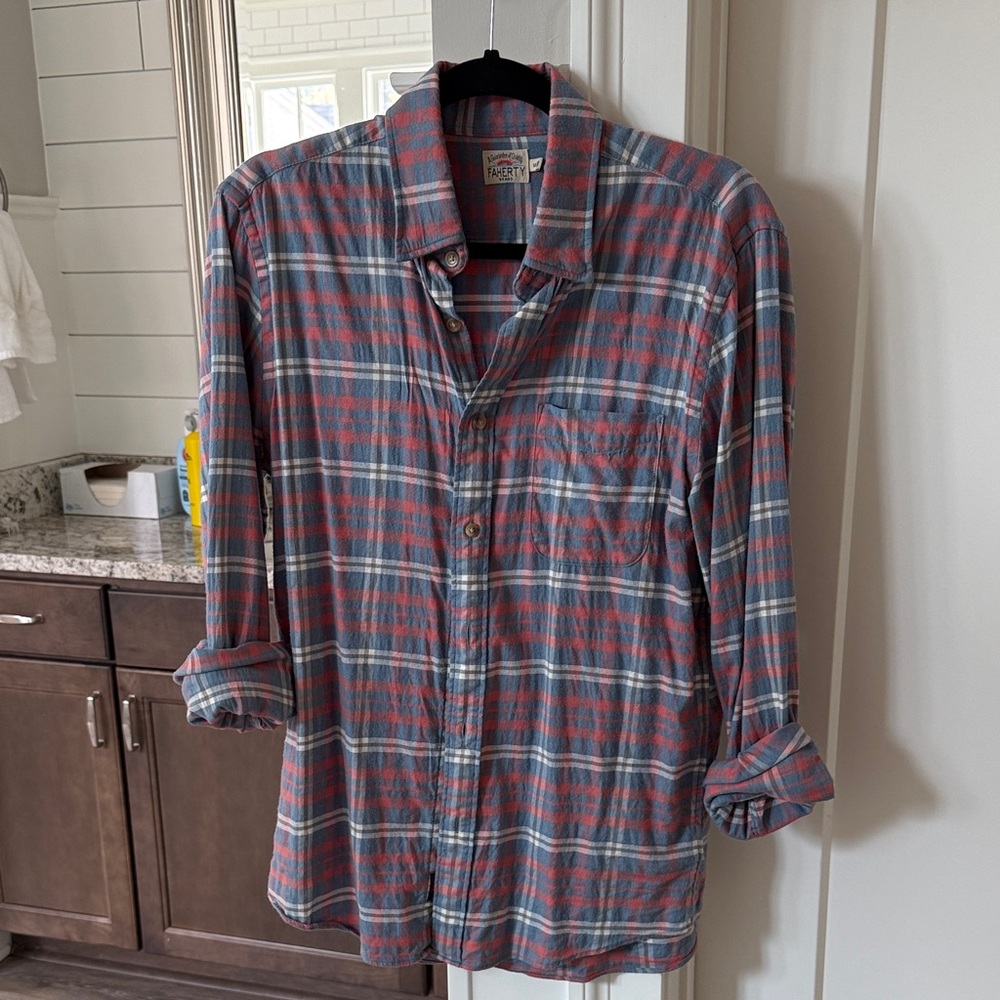 Faherty Plaid Casual Button Down Shirt